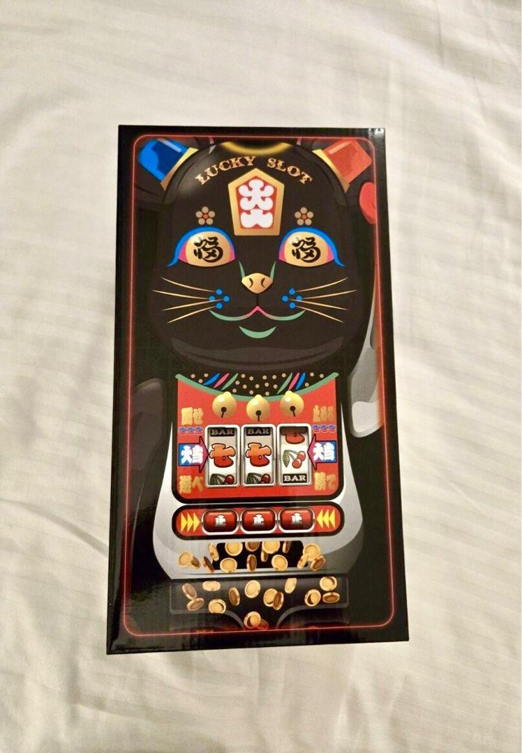 Lucky Cat Jackpot Bearbrick | Art Toys | hobbyDB