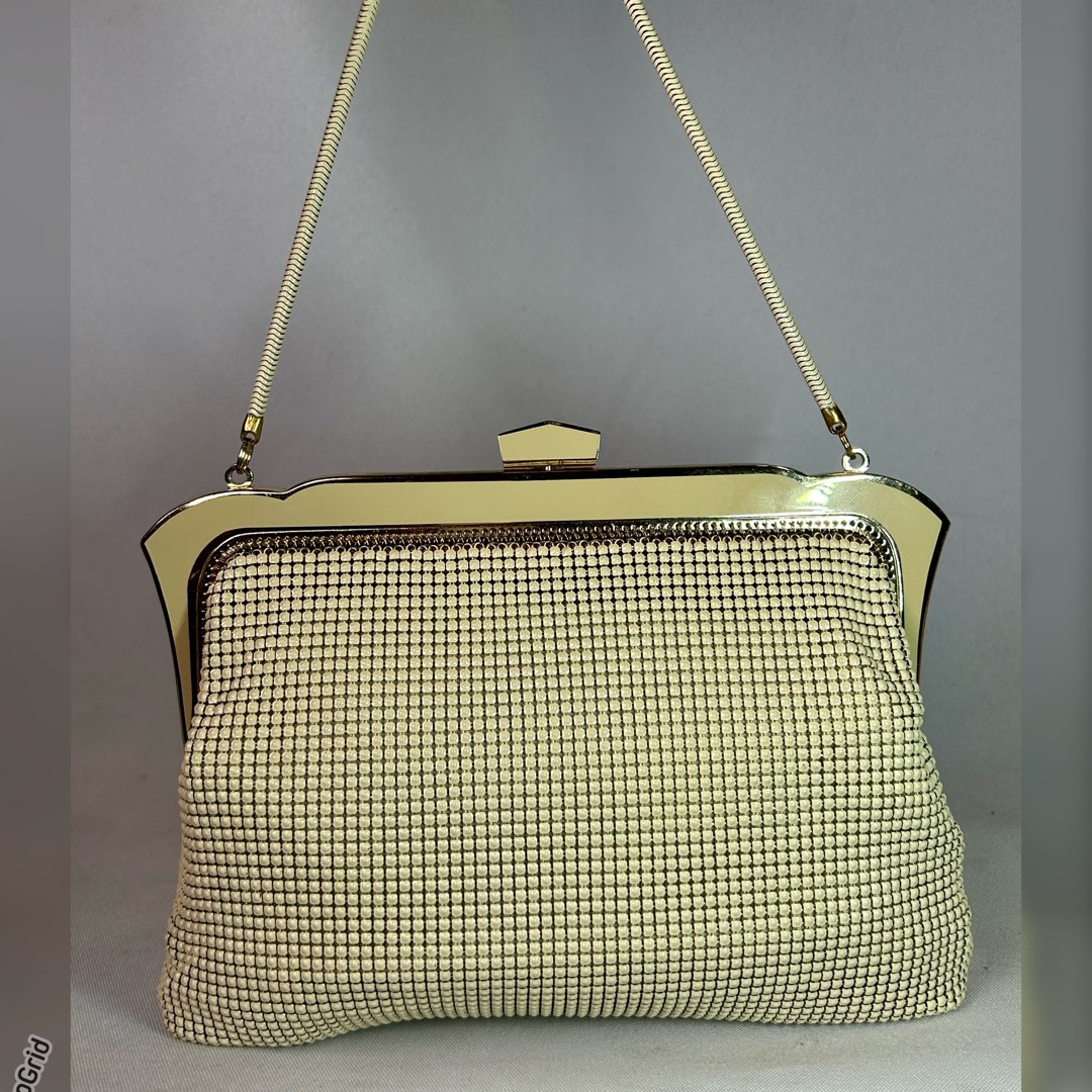 ROYAL MESH 1980 s Bag. Evening bag. VINTAGE BAG Luxury Bags Wallets on Carousell