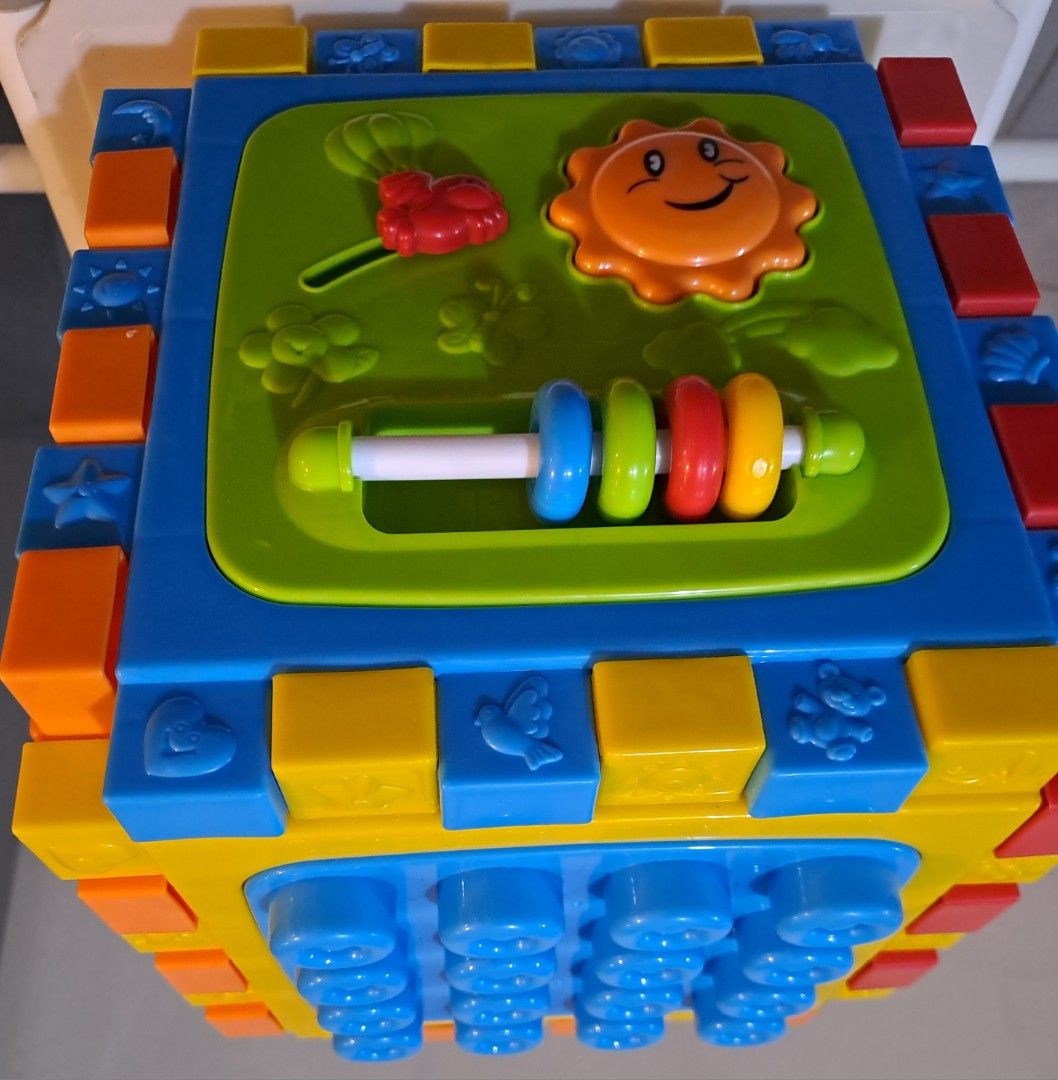 Jumbo Activity cube/board (Category: Infant Playtime) located in Rizal. Submitted by magss.here (Listing ID 1338278011, Image 1). Description: In excellent and very sturdy used condition..