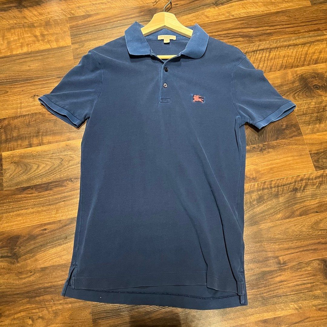 Burberry polo metal logo deals