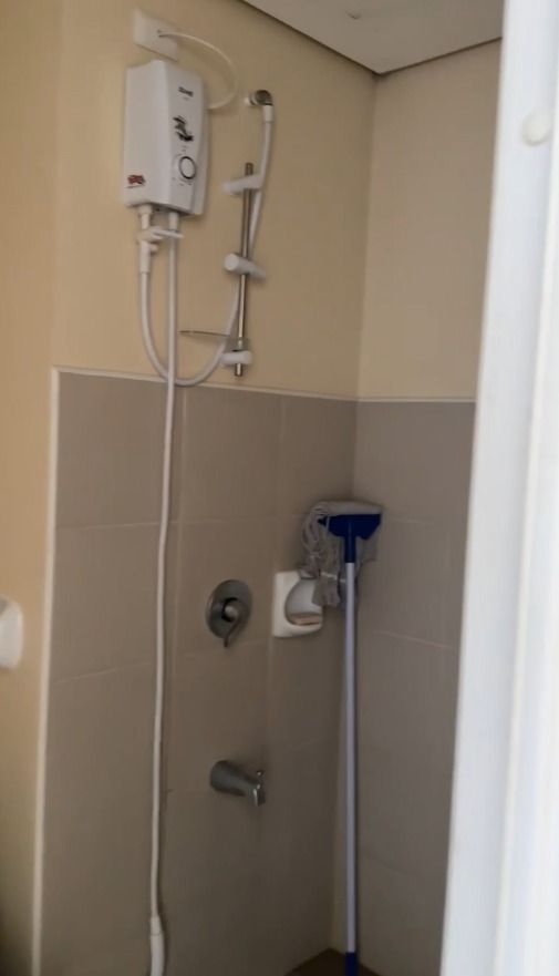 AVIDA ASTEN TOWER STUDIO FOR SALE (Category: Bathroom & Kitchen Fixtures) located in Makati City. Submitted by safephoenix.d417b5 (Listing ID 1338184380, Image 2). Description: RUSH SALE Building: Avida Asten Tower: T2 Property Code: 08403 Location: Makati Floor Area: 23SQM Unit Type: Studio Unit Facing: Amenity Price: 2.60M net Title: Clean Title .