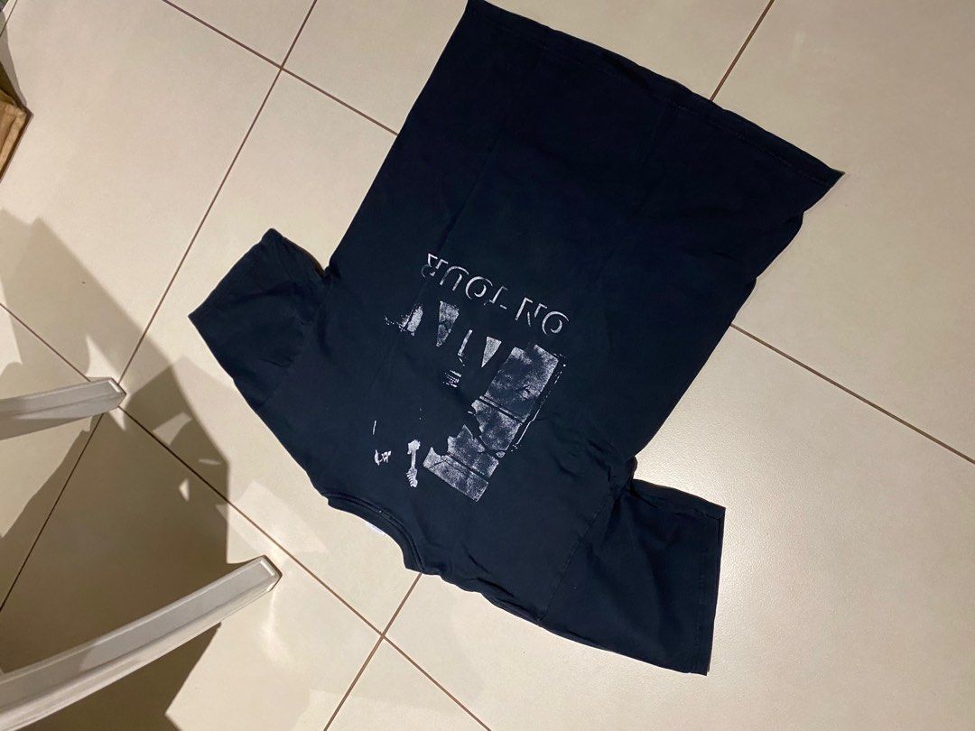 Bape & Vintage (Category: Tshirts & Polo Shirts ) located in Quezon City. Submitted by Always_Disposing (Listing ID 1338257207, Image 3). Description: BAPE head tee - minor fade - no cracks - 20.5 x 28 Eric Johnson Tee - Signs of use - 21 x 28 800 each.