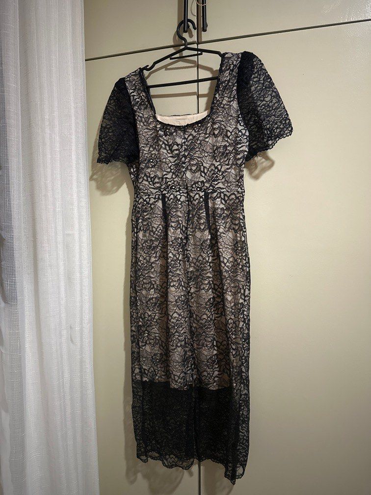 Black Long Lace Dress size M (Category: Evening dresses & gowns) located in Silang. Submitted by abcdenz (Listing ID 1338230538, Image 2). Description: Size M - Black Long Lace Dress MOP - maya shipping via J&T from Silang Cavite.