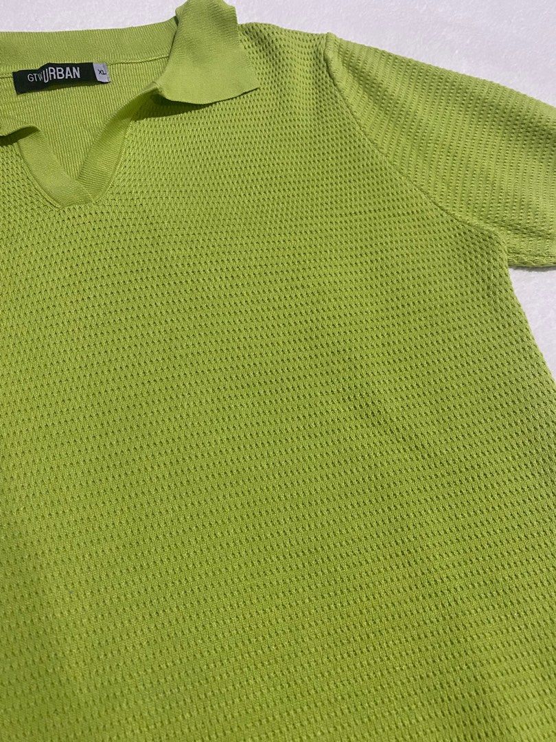 Bright Green Polo Knit Shirt (Category: Blouses) located in Pateros City. Submitted by suijionrandom (Listing ID 1338184961, Image 2). Description: GTWUrban Bright Green Knit Top Size: XL Only used once.