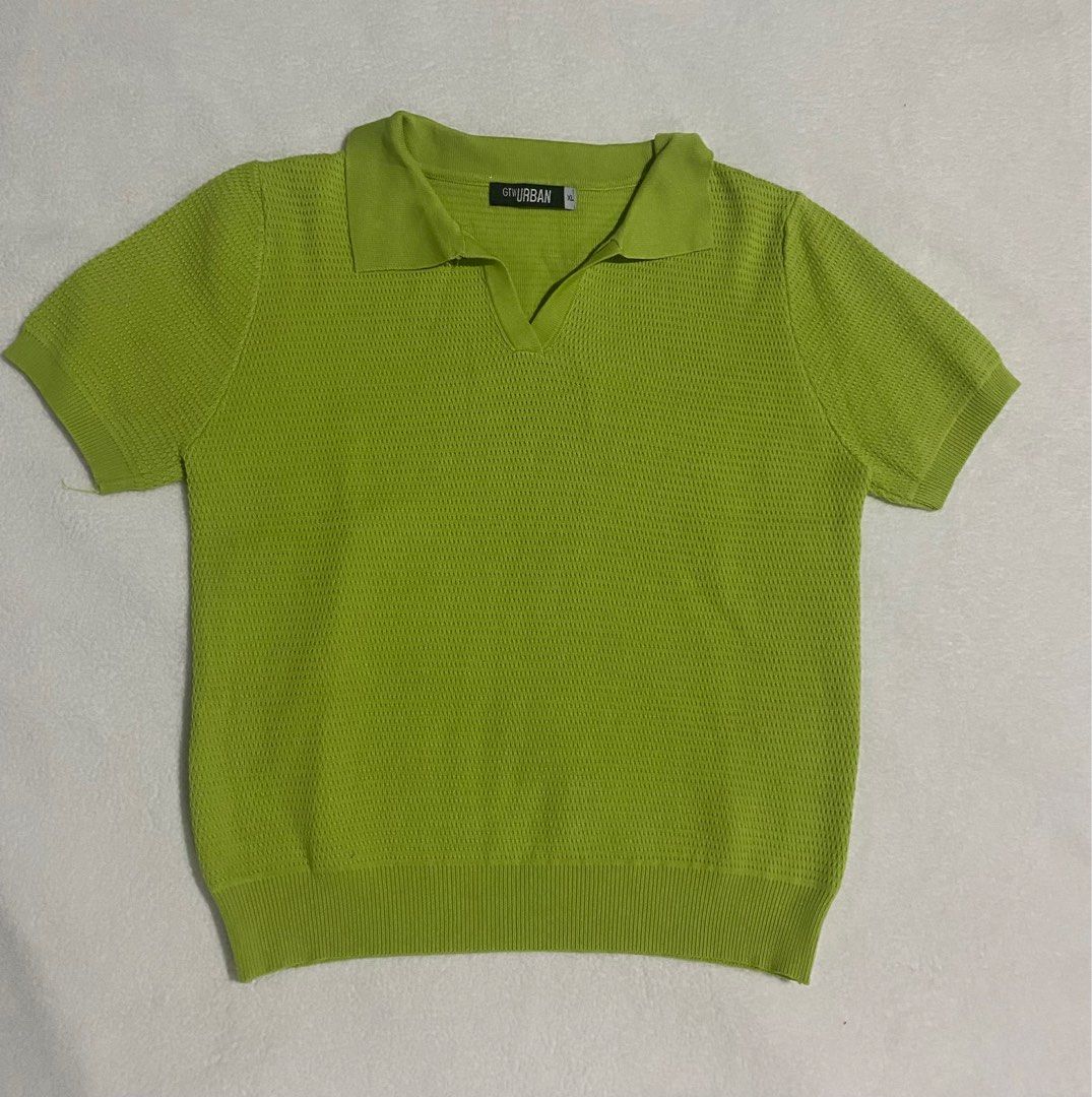 Bright Green Polo Knit Shirt (Category: Blouses) located in Pateros City. Submitted by suijionrandom (Listing ID 1338184961, Image 1). Description: GTWUrban Bright Green Knit Top Size: XL Only used once.