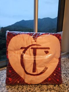 （分類：）位於 。 由 evafafa 提交（商品編號 1338210366，圖片 1）。簡介： 。
