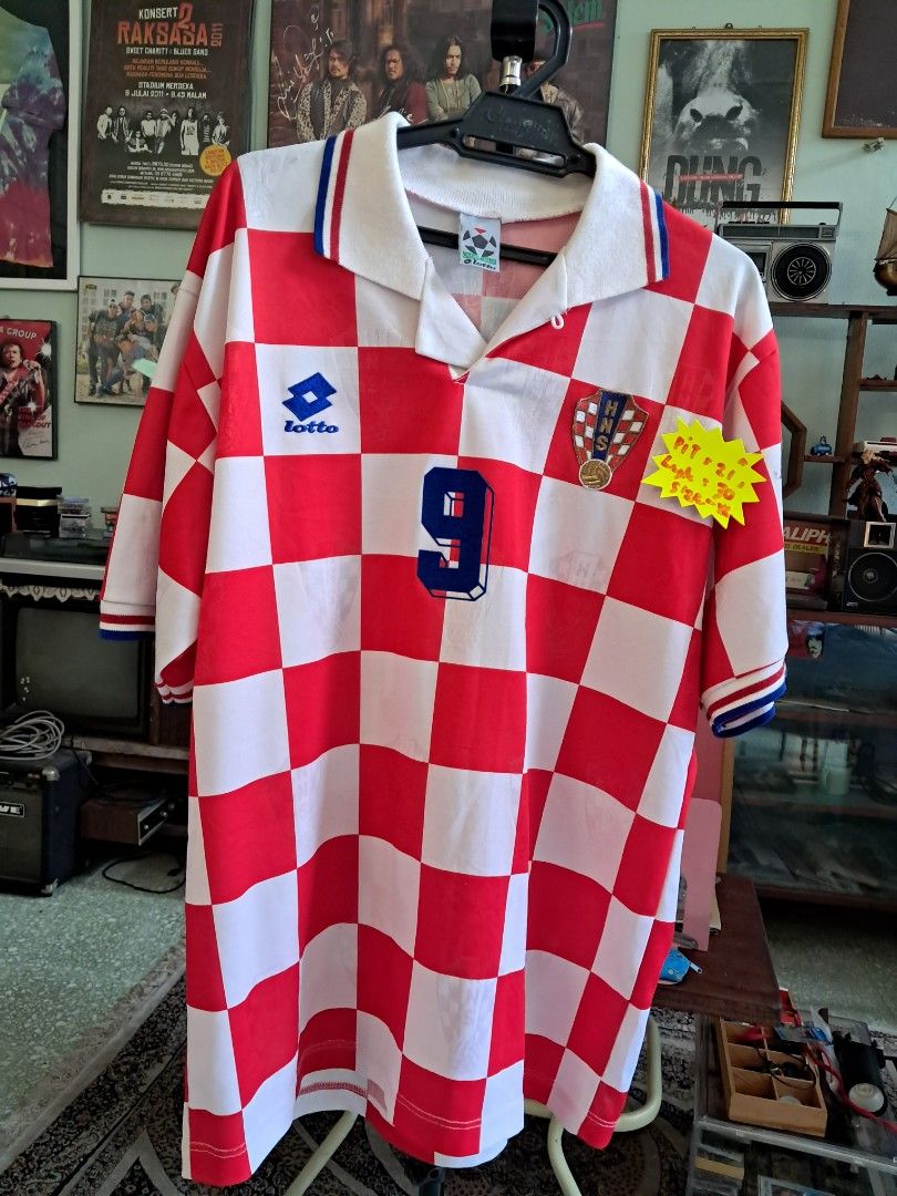 davor suker croatia jersey
