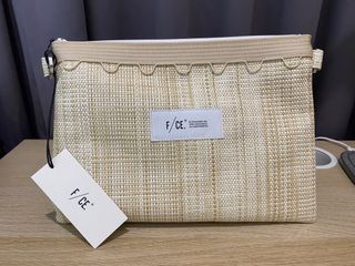 由 hampton_21 (刊登 ID 1338270930，圖片 1) 提交，位於 的 (類別：)，說明：。