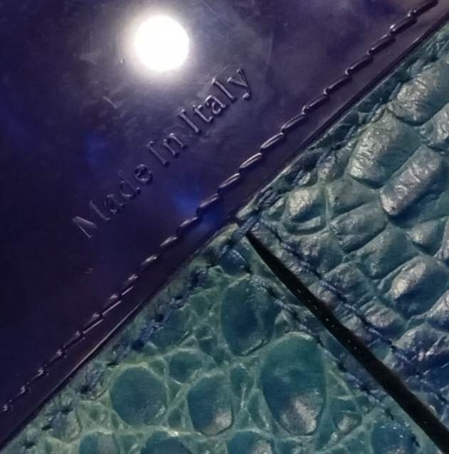 Furla Large Blue Croc Jelly Bag With Strap (Category: Luxury Bags & Wallets) located in Taguig. Submitted by esa.agustin (Listing ID 1338200027, Image 3). Description: Original Furla large boston type jelly and croc leather bag. With dust bag, lock and strap. Made in Italy..