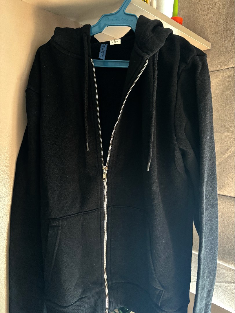 H M Divided Black Hoodie Sweater Zip Up Women s Fashion Coats Jackets and Outerwear on Carousell