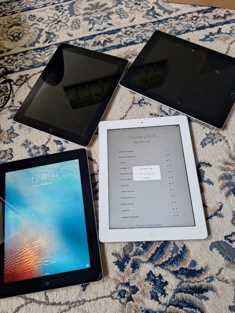 Ipad , astro decoder , (Category: Other Mobile & Gadget Accessories) located in Kuala Lumpur. Submitted by antubaik (Listing ID 1338150048, Image 2). Description: take all want to clear ipad lock.