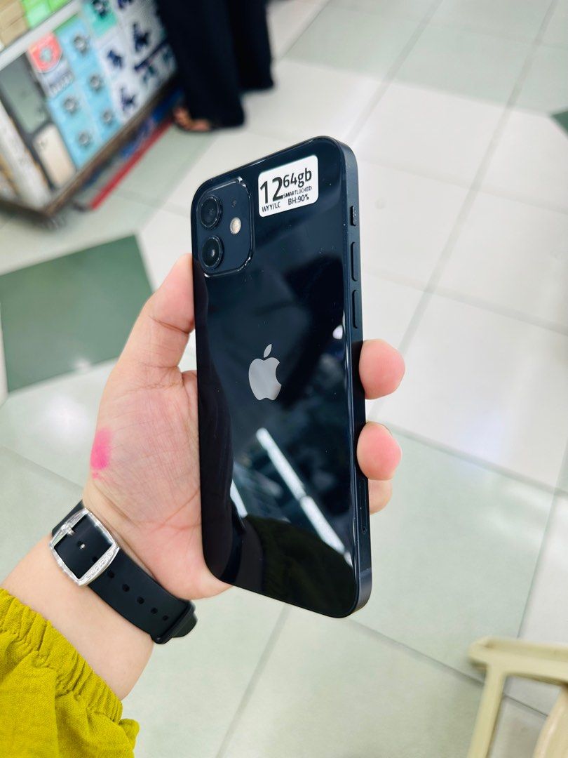 Iphone 12 64gb 90% batt Smartlocked NTC (Category: iPhone 12 Series) located in San Juan City. Submitted by javedsgadgetshop (Listing ID 1338198352, Image 2). Description: OPEN FOR INSTALLMENT VIA CREDIT CARD/GGIVES/SPAY/BILLEASE & SWAP/TRADE-IN! BUY AND SELL! Quick Specs : Iphone 12 •64gb •NTC Variant •90% batt health •Smartlocked •95% Smoothness •No hidden issue | No Repaired •100% Authentic | Not Refurbished •w/ OEM Charger & store warranty ❣️