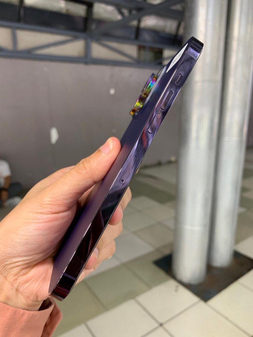 iPhone 14 Pro max (1TB) (Category: iPhone 14 Series) located in Manila. Submitted by arzillah (Listing ID 1338258560, Image 2). Description: iPhone 14 Pro max 1TB 100% bh Factory unlock Ntc approve Slightly use Complete package No issue All working Open for COD/COP + SF Manila area (sameday delivery) Province area (via LBC) required DP to avoid cancellations Physical store: Greenhills Shopping Center, 2ndfloor Contact#: 09482217224 Page: Arzillah