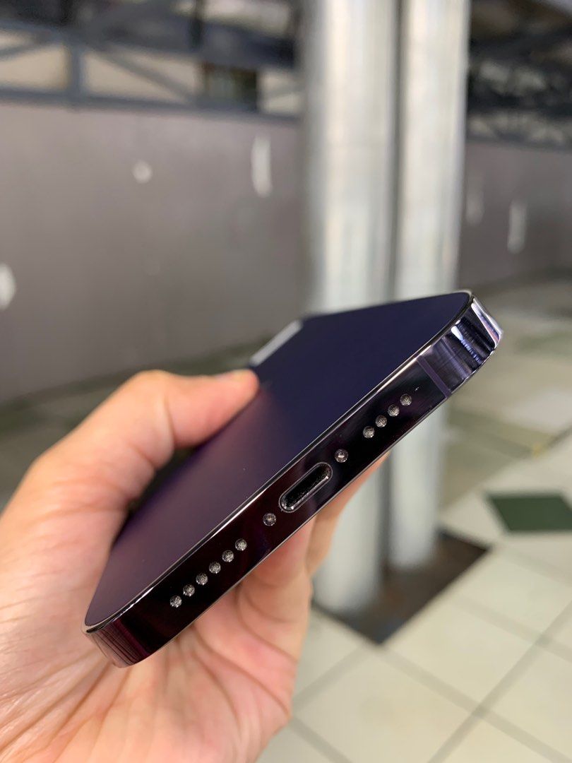 iPhone 14 Pro max (1TB) (Category: iPhone 14 Series) located in Manila. Submitted by arzillah (Listing ID 1338258560, Image 3). Description: iPhone 14 Pro max 1TB 100% bh Factory unlock Ntc approve Slightly use Complete package No issue All working Open for COD/COP + SF Manila area (sameday delivery) Province area (via LBC) required DP to avoid cancellations Physical store: Greenhills Shopping Center, 2ndfloor Contact#: 09482217224 Page: Arzillah