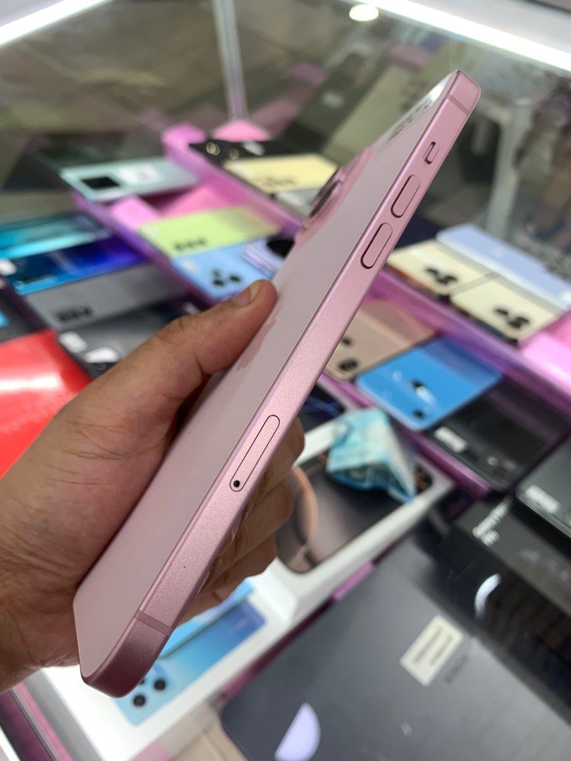 iPhone 15 Plus (256gb) (Category: iPhone 15 Series) located in Manila. Submitted by arzillah (Listing ID 1338260771, Image 2). Description: iPhone 15 Plus 256gb 95% bh Factory unlock Ntc approve Slightly use No issue All working Open for COD/COP + SF Manila area (sameday delivery) Province area (via LBC) required DP to avoid cancellations Physical store: Greenhills Shopping Center, 2ndfloor Contact#: 09482217224 Page: Arzillah Gadgets Shop Fb: Pr