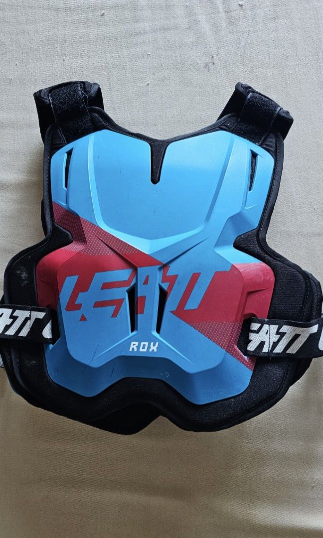 LEATT Body armour (Category: Bicycles) located in Manila. Submitted by leshopy (Listing ID 1338151813, Image 2). Description: Leatt body armor.