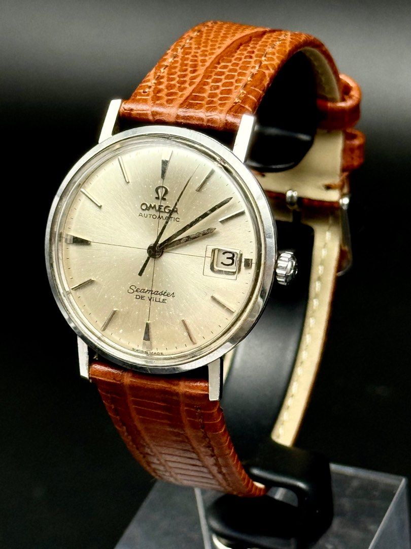 Omega Seamaster De Ville Silver Dial Leather Strap (Category: Men's Watches) located in Manila. Submitted by relojesmnl (Listing ID 1338187036, Image 2). Description: FS: Omega Seamaster De Ville Silver Dial Leather Strap Php: 45,000 Condition: 8/10 Movement: Mechanical(Automatic) Case size: 35mm Unit only. Pm or Contact 09455678806 for inquiries..