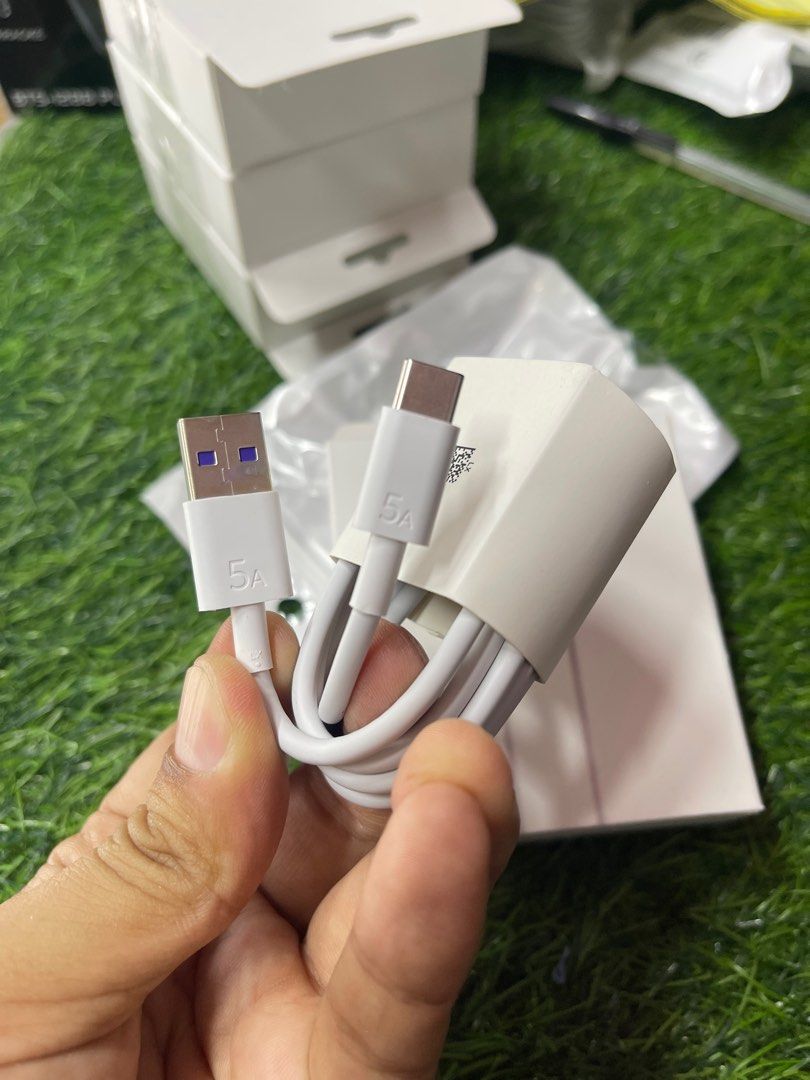 original huawei 5A super fast charger cable cord type c (Category: Chargers & Cables) located in Quezon City. Submitted by roldanjred46732 (Listing ID 1338275094, Image 1). Description: 100% original huawei 5A type c cable cord 1 meter long super fast chagring on supported unit price-280 only fix brand new with store warranty.