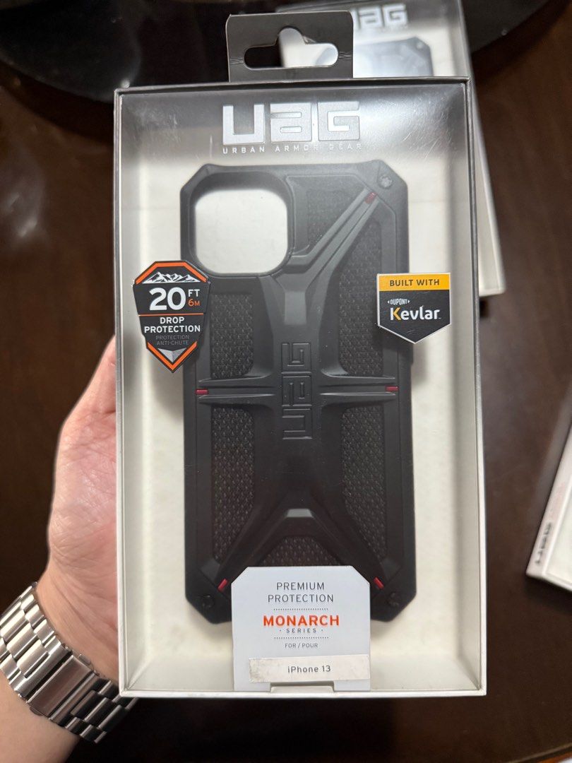 Original UAG Monarch Pro Case for iPhone 13 / 14 (Category: Cases & Sleeves) located in Manila. Submitted by razelysonn (Listing ID 1338151429, Image 3). Description: Brand new Original Fixed price below srp already :) .