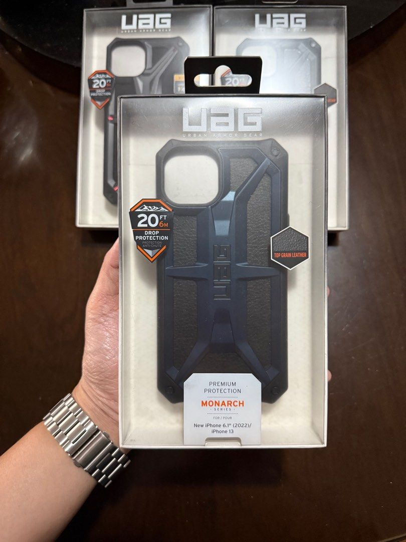 Original UAG Monarch Pro Case for iPhone 13 / 14 (Category: Cases & Sleeves) located in Manila. Submitted by razelysonn (Listing ID 1338151429, Image 1). Description: Brand new Original Fixed price below srp already :) .