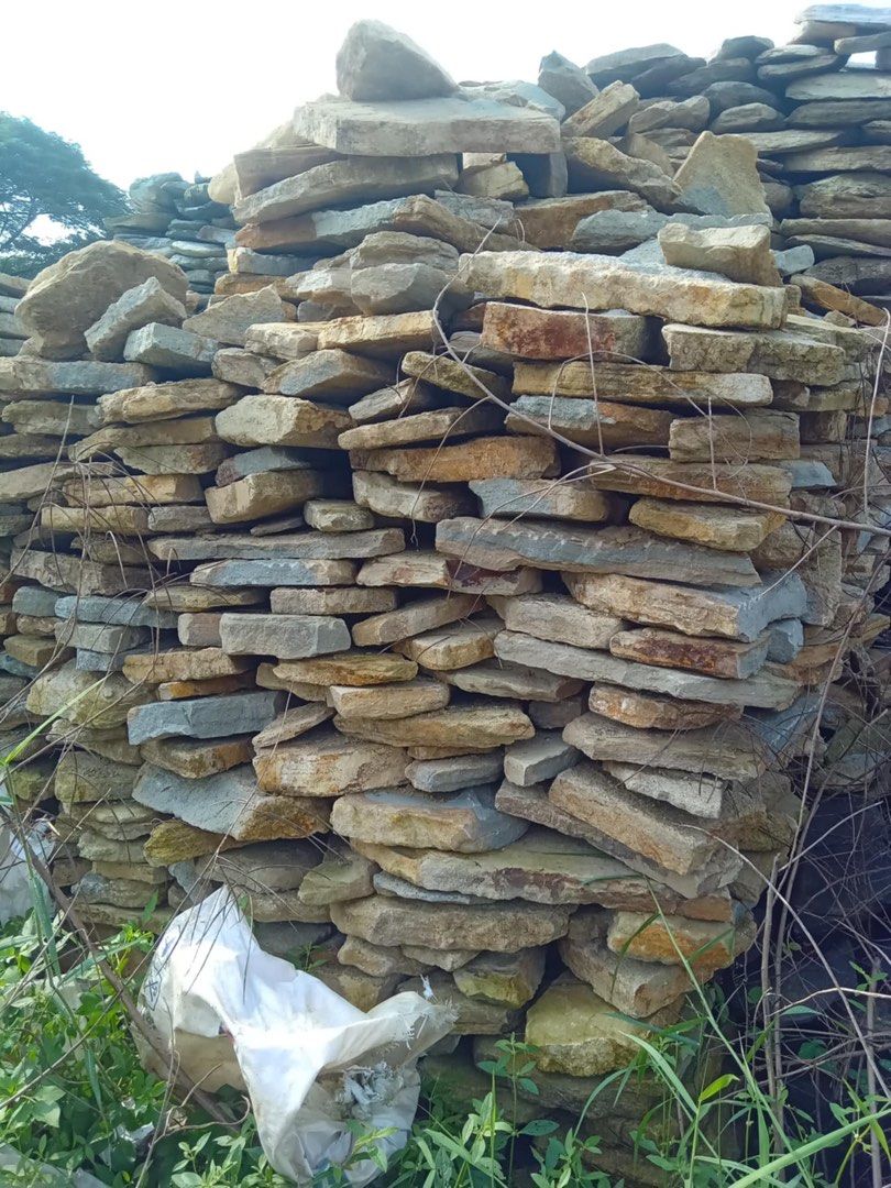 Piedra Pinoy Crazy Cuts -slates (Category: Construction & Building Materials) located in Santa Maria. Submitted by rcjoycestonetrading (Listing ID 1338284134, Image 2). Description: For wall cladding/stepping stones Also available in cut size Sold per sqm -crazy cuts Sold per piece-steps Please visit our profile for more products and materials. Dm for inquiries.