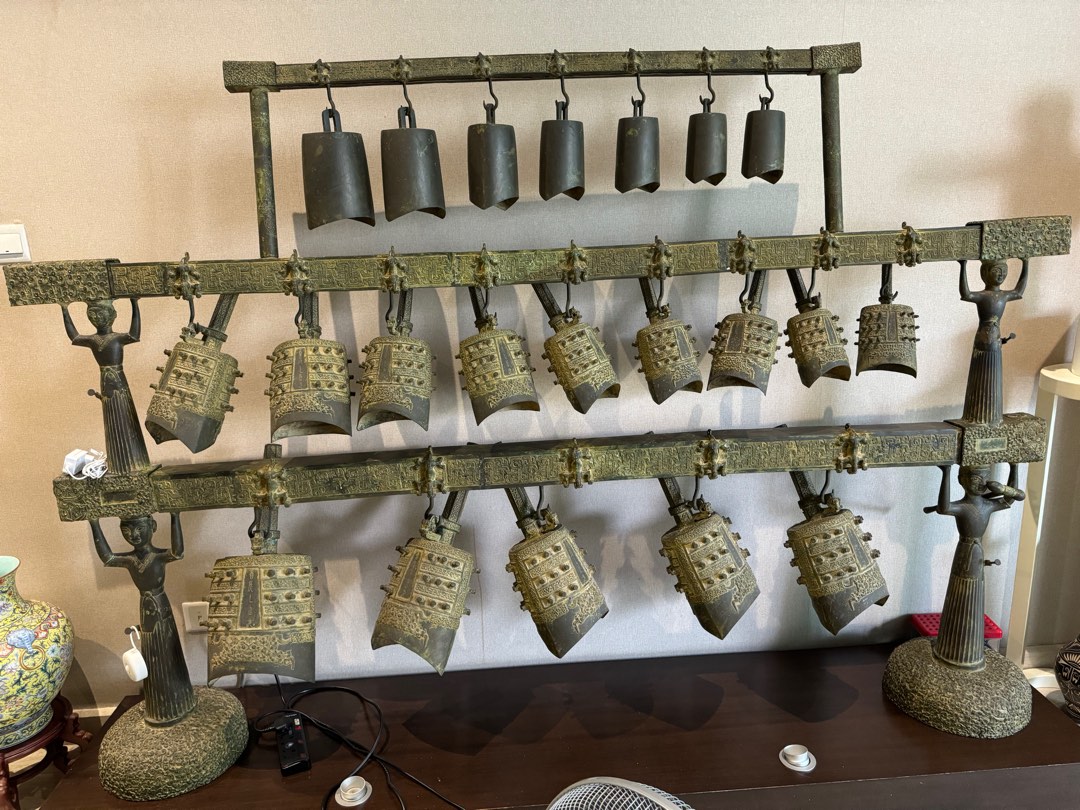 Replica of the Tang Dynasty musical bells - Pian Zhong, Furniture ...