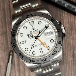 (Category: ) located in . Submitted by 0000watchcollectsg (Listing ID 1338145666, Image 1). Description: .