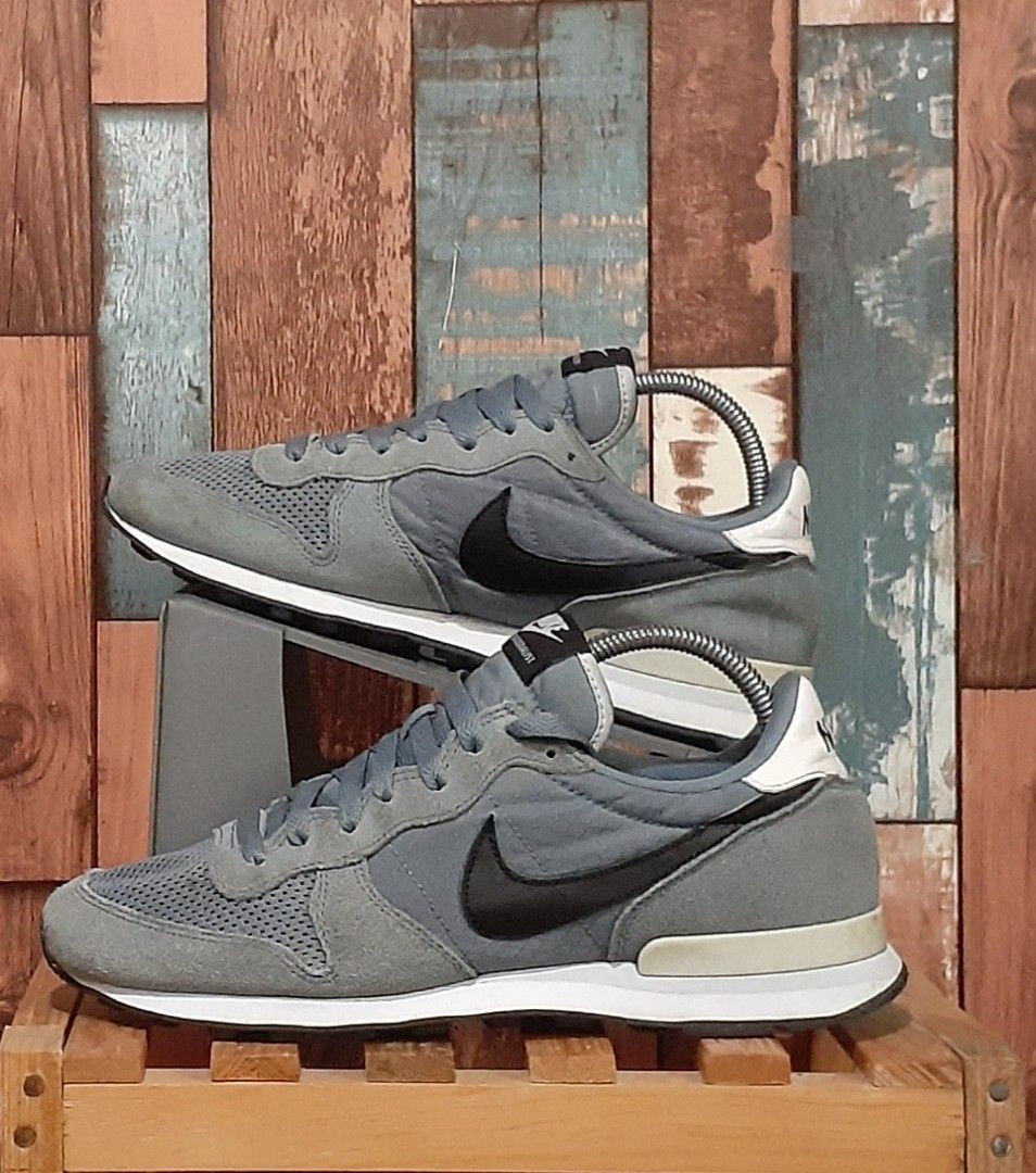 Nike internationalist 41 outlet