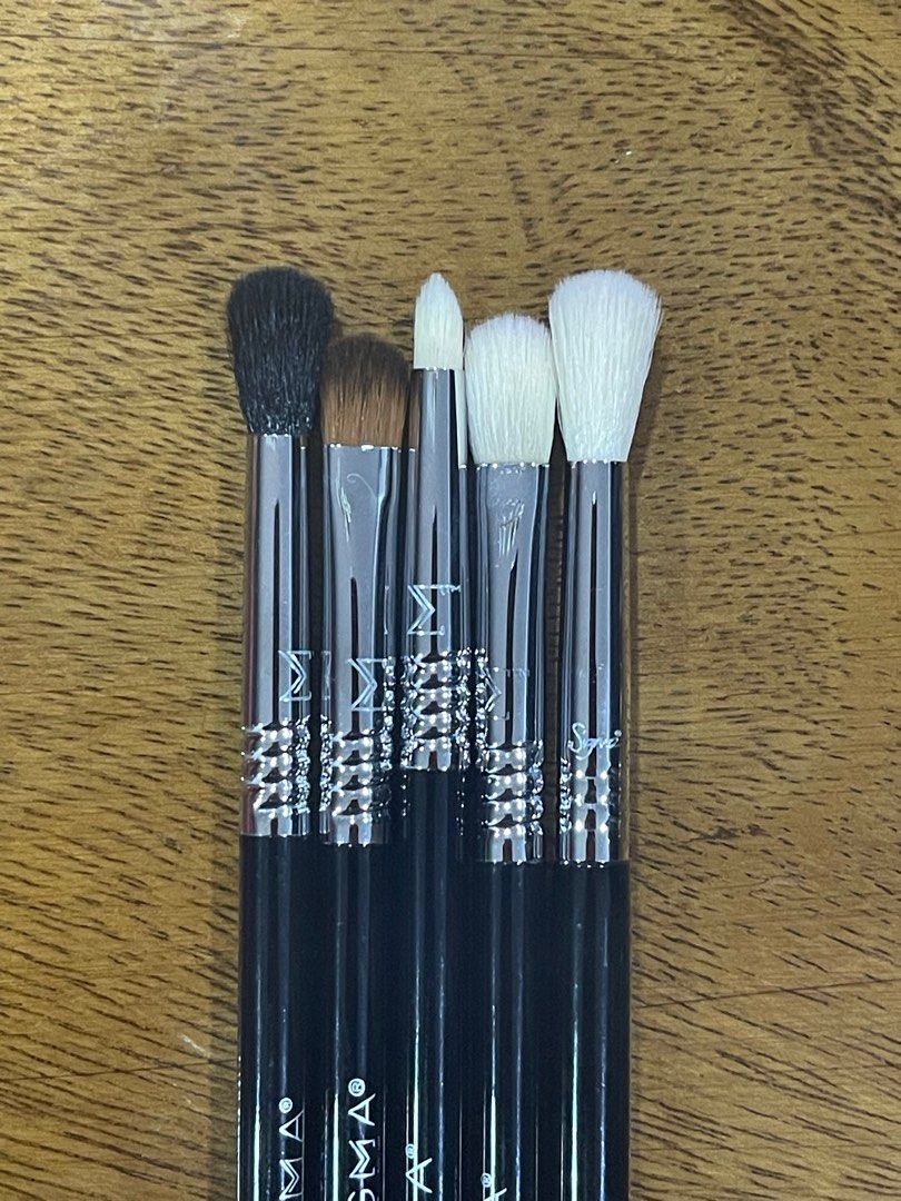 Sigma Beauty Eye Brushes (Category: Makeup) located in Quezon City. Submitted by lunarbeenie (Listing ID 1338251122, Image 2). Description: For the following: ₱ 600 ——— sephora ₱1,030 E25 Blending E54 Medium Sweeper E30 Pencil For the following: ₱ 500 ~~~ Sephora ₱1,130 E38 Diffused Crease E35 Tapered Blending.