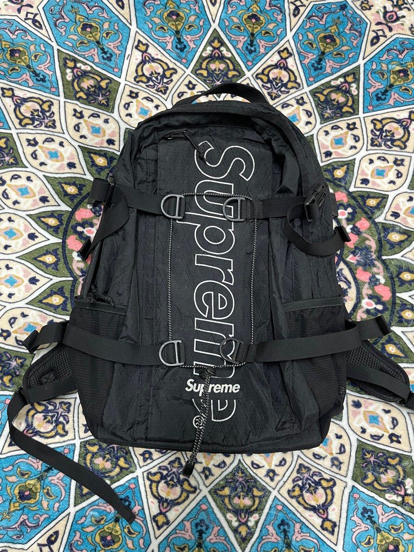 Supreme fw18 backpack Men s Fashion Bags Backpacks on Carousell