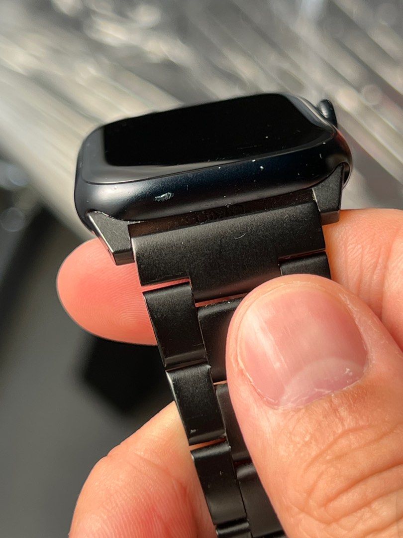 Used Apple Watch Series 7 selling at cheap price