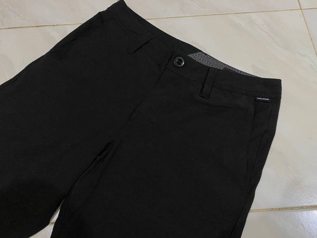 Volcom Surf Turf 4 way stretch short Men s Fashion Bottoms Shorts on Carousell