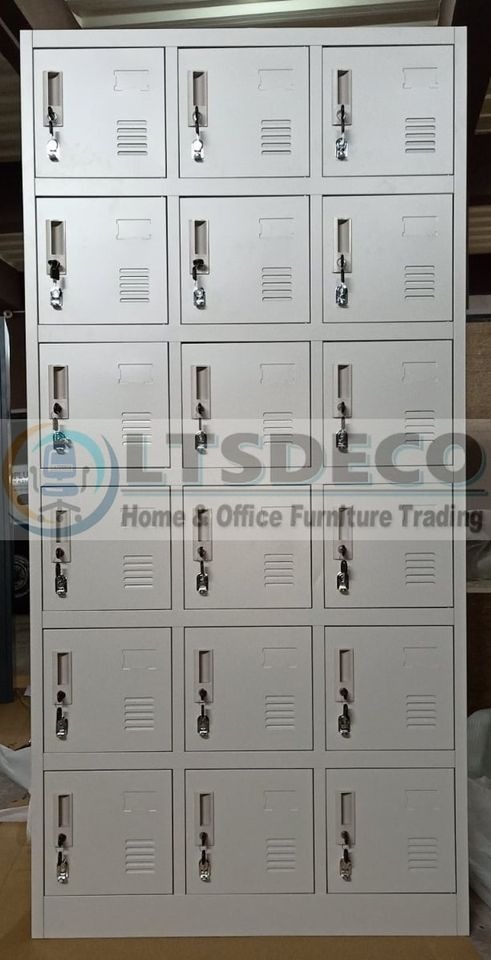 18 DOOR STEEL LOCKER OFFICE PARTITION OFFICE TABLES, Furniture & Home ...
