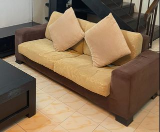 (Category: ) located in . Submitted by proavinash (Listing ID 1338318860, Image 1). Description: .