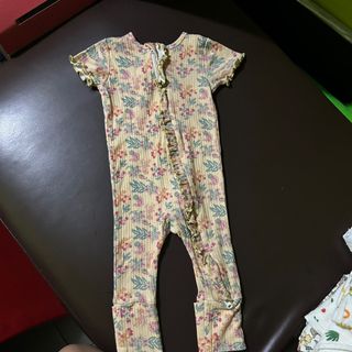 (Kategori: ) berada di . Dikirim oleh ownedbygal (ID iklan 1338399943, Gambar 1). Deskripsi: .