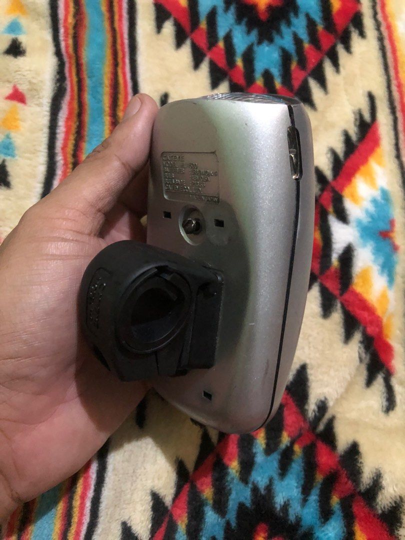 Catseye HL-1500 bike light (Category: Bicycles) located in Quezon City. Submitted by markgolveo (Listing ID 1338362930, Image 3). Description: Catseye HL-1500 bike light.