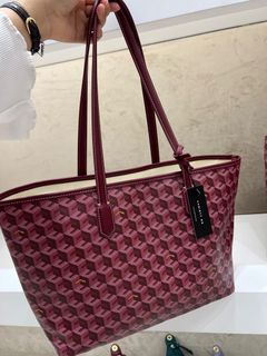 (Kategori: ) berada di . Dikirim oleh naystuffthing (ID iklan 1338330081, Gambar 1). Deskripsi: .