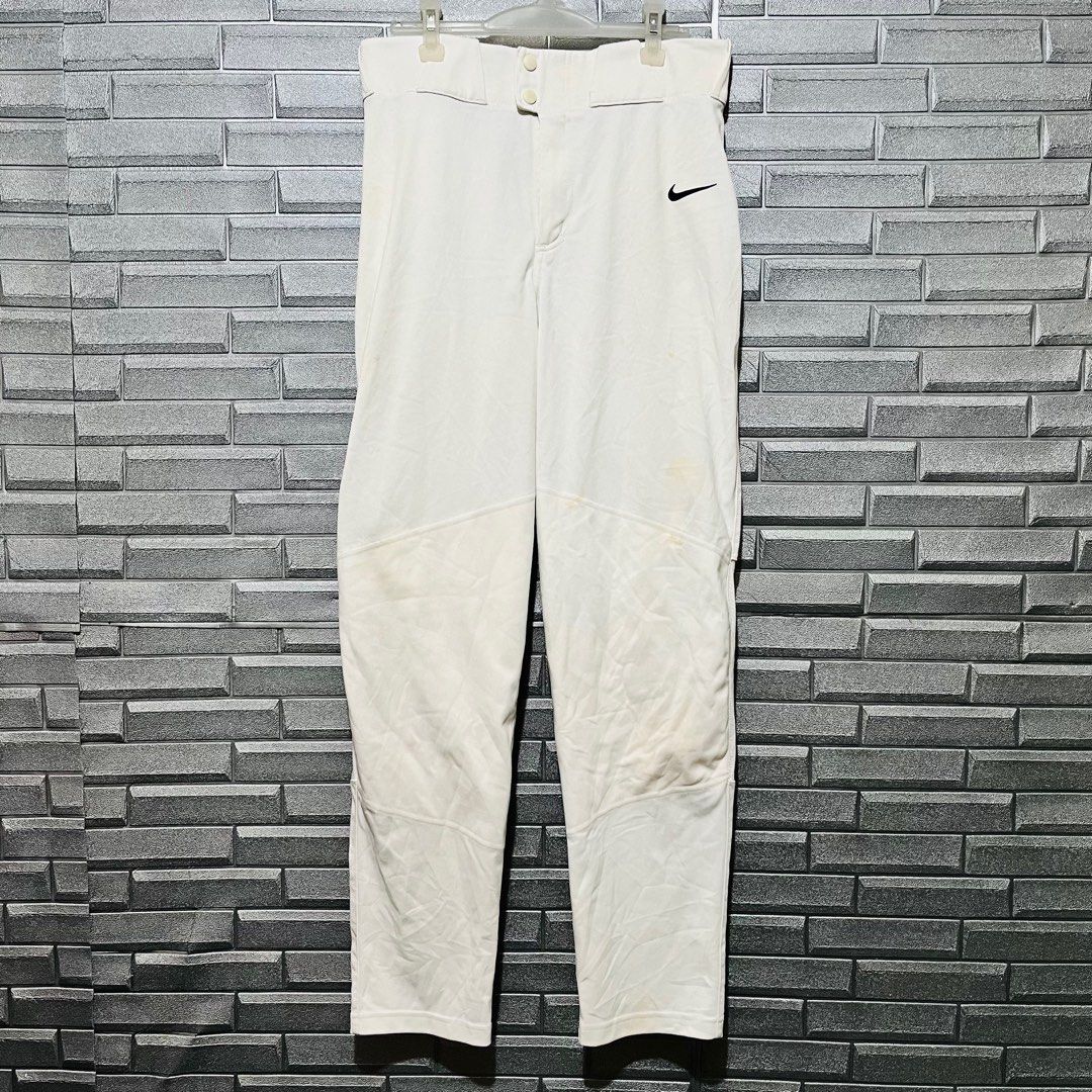 Nike clearance activewear sale
