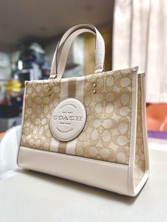 （分類：）位於 。 由 lawkn 提交（商品編號 1338418077，圖片 1）。簡介： 。