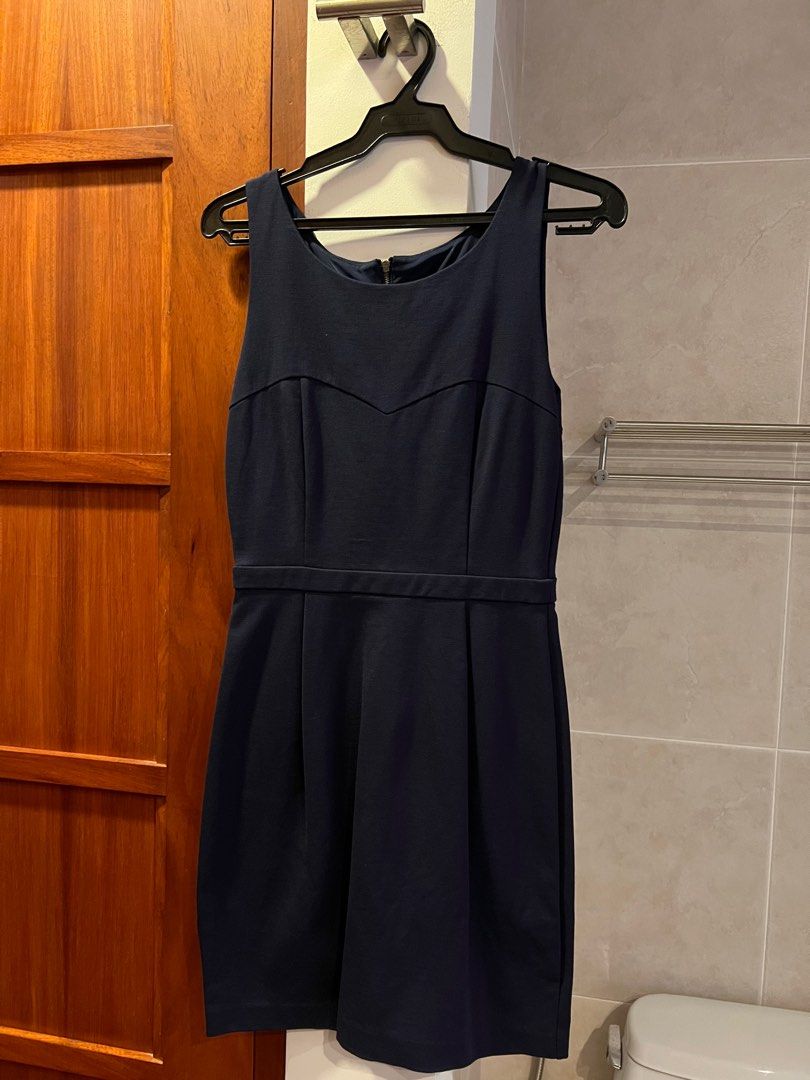 Ever New Navy Blue Dress (Category: Dresses) located in Muntinlupa City. Submitted by Jtsok (Listing ID 1338410767, Image 1). Description: .