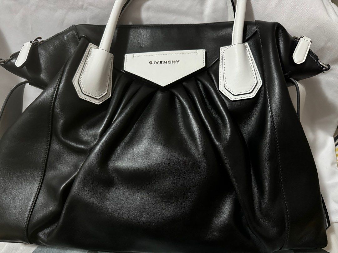 Givenchy Soft Antigona (Category: Luxury Bags & Wallets) located in San Pedro. Submitted by MeJ.shop (Listing ID 1338468913, Image 2). Description: Givenchy soft antigona Large size -w/ dustbag -no care card .
