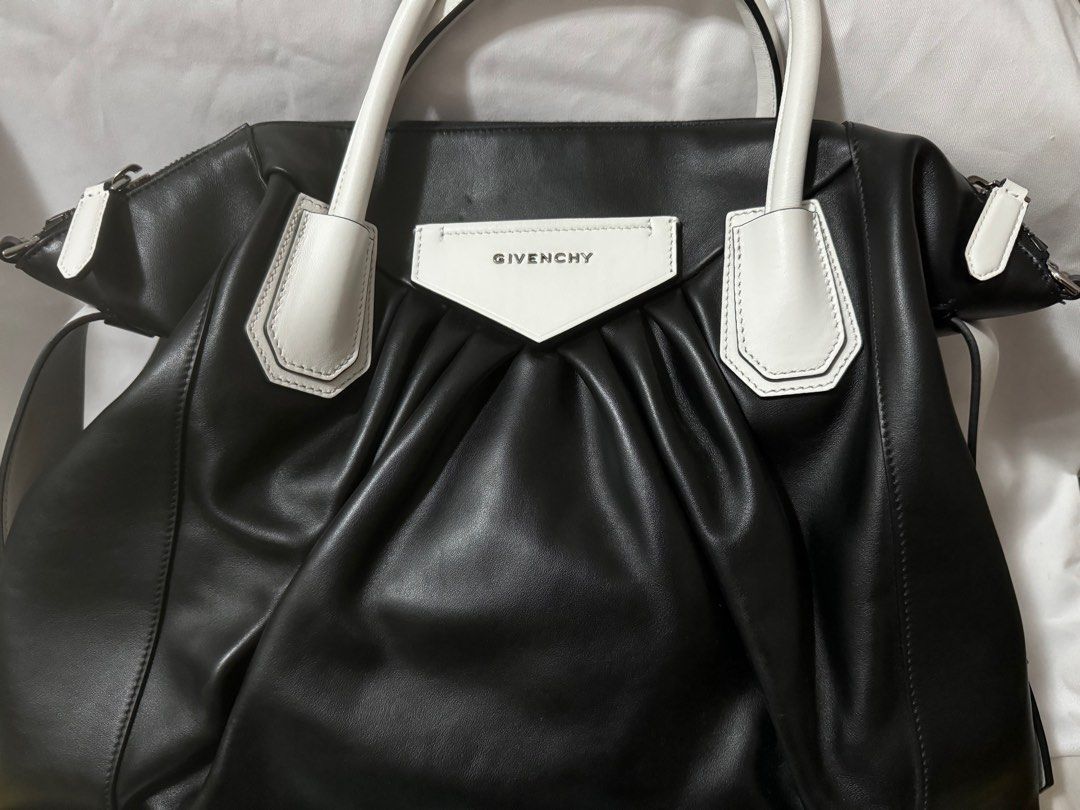 Givenchy Soft Antigona (Category: Luxury Bags & Wallets) located in San Pedro. Submitted by MeJ.shop (Listing ID 1338468913, Image 1). Description: Givenchy soft antigona Large size -w/ dustbag -no care card .