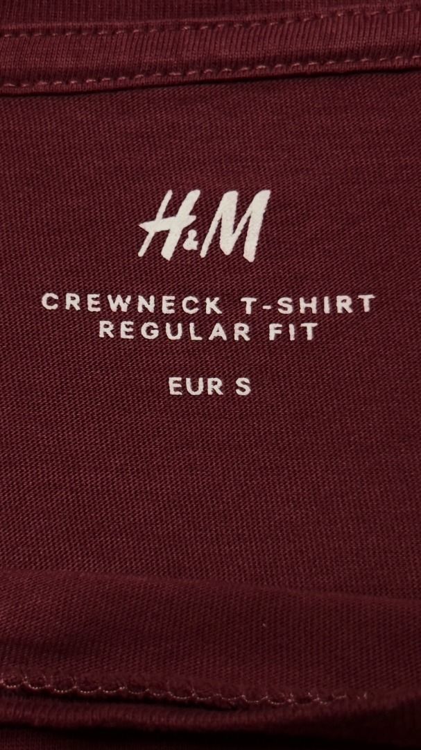 H&M - Plain Maroon Crewneck Tee / Shirt (Category: Tshirts & Polo Shirts ) located in Davao. Submitted by thrftipidity (Listing ID 1338470511, Image 3). Description: 📌 Item Code: TT93 📌 Color Rate: 9.5/10 📌 Condition: Excellent 📌 Size: S on Tag 📌 Dimensions: 19.5x27 📌 Issue: None ⛳️ Location: Catalunan Grande, Davao City 🚚 Free Delivery within Catalunan Grande 📦 Shipping nationwide via J&T 💳 Payment First: GCash/Maya/Bank Transfer ⛔ No C