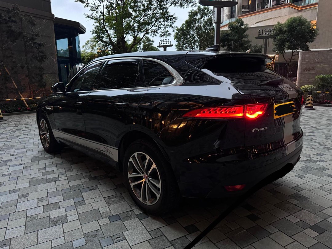 Jaguar F-Pace 2.0 Prestige Auto62863128550018114