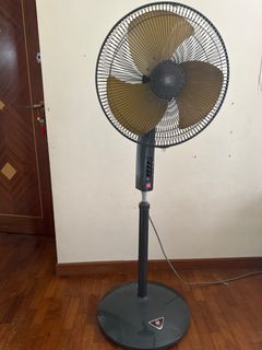 (Category: ) located in . Submitted by la_koh (Listing ID 1338331131, Image 1). Description: .