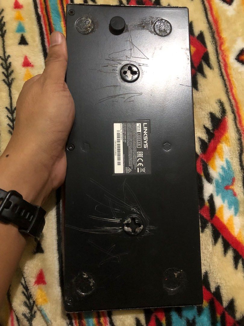 Linksys LGS116 hub (Category: Networking) located in Quezon City. Submitted by markgolveo (Listing ID 1338368705, Image 3). Description: Linksys LGS116 hub Base unit only Adapter not included.