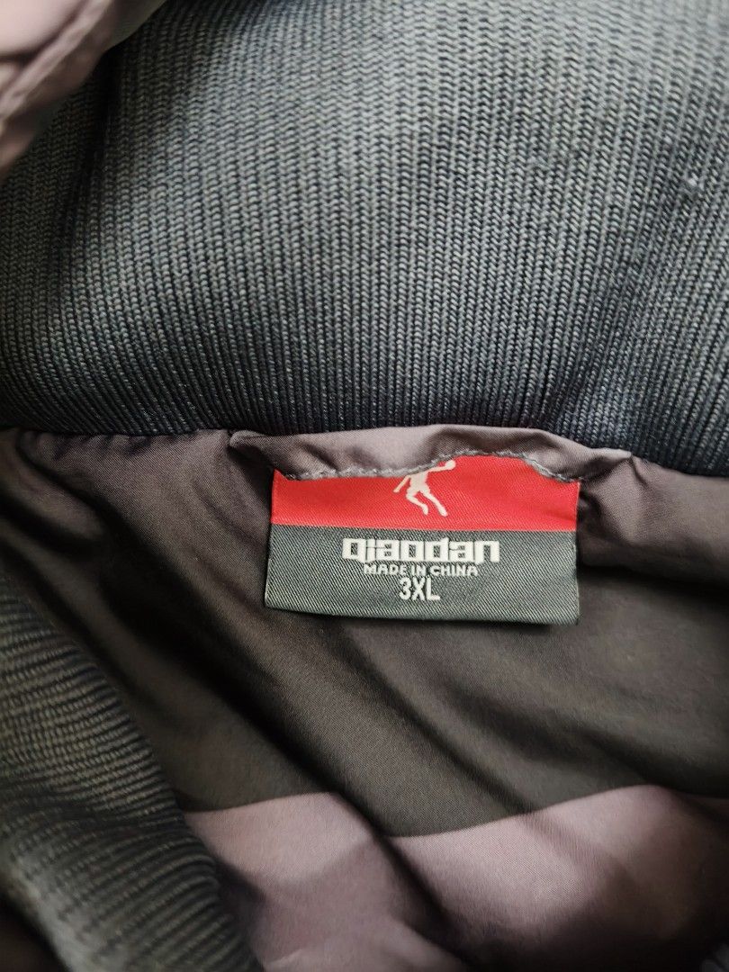 Men Winter Jacket (Category: Coats, Jackets and Outerwear) located in Shah Alam. Submitted by kittymiao18 (Listing ID 1338437745, Image 3). Description: Men winter jacket size: 3 XL RM 100 Postage to WM : RM 12.