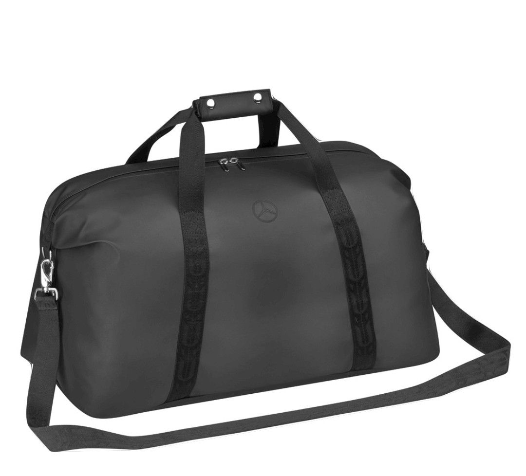 MERCEDES AMG WEEKEND BAG (Category: Bags & Wallets) located in Singapore. Submitted by louiskoh299 (Listing ID 1325546263, Image 1). Description: .
