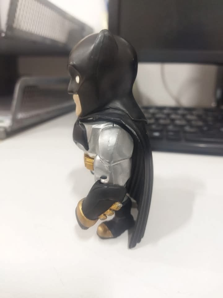 Metals Die Cast - Batman (M1) (Category: Vehicle & Diecast Models) located in Manila. Submitted by iamfranxxx68452 (Listing ID 1338410304, Image 3). Description: Batman vs. Superman Metals Die Cast - Batman (M1) For only 450 pesos. Tondo/Cavite loc📍 Ship thru J&T or Lalamove.