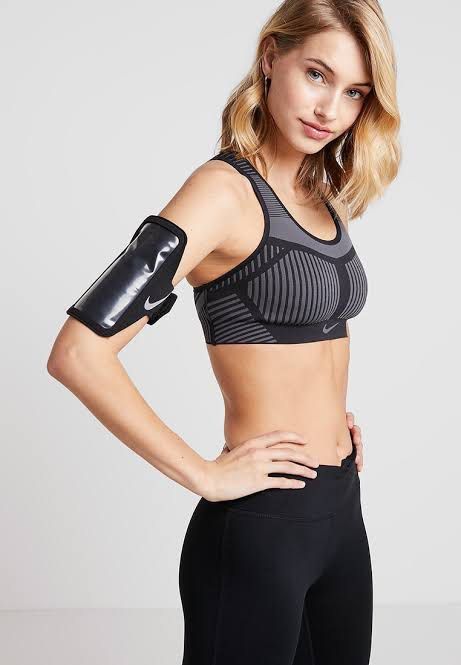 Nike lean arm band plus online